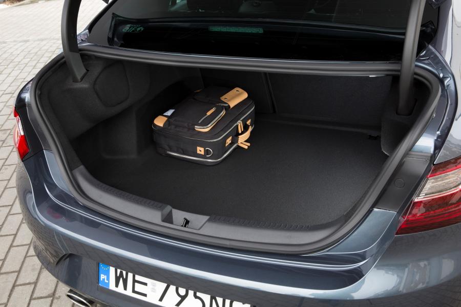 Багажник Renault Megane Sedan 2016 года  (фото 13 из 52)